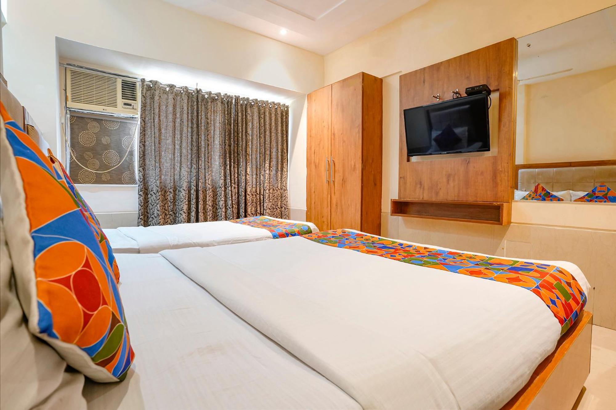 Hotel Fabhotel Regal Bombay